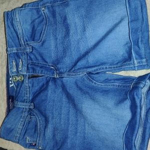 Girls Bermuda shorts size 8
